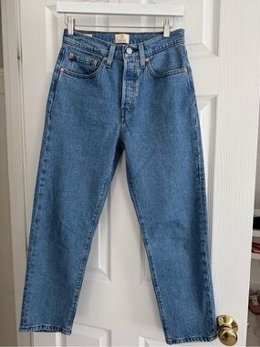 Levi’s 501® Original Fit Cropped Women's Jeans Great Story - Medium Wash W26 L2